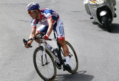 Tvetcov primo romeno in fuga al Giro