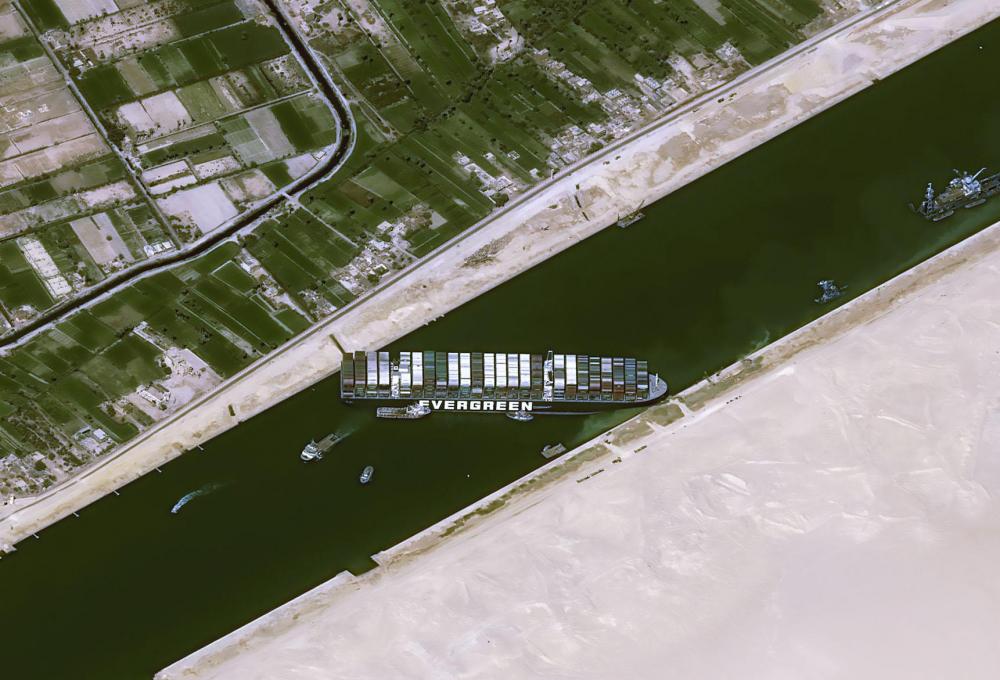 Mercato delle biciclette.  La nave incastrata nel Canale di Suez sta ritardando migliaia di consegne