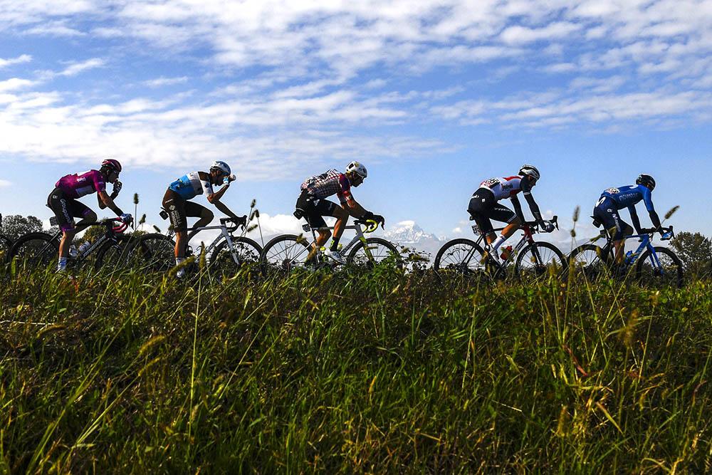Un albero per ogni ciclista: ecco il nuovo progetto verde del Giro d'Italia