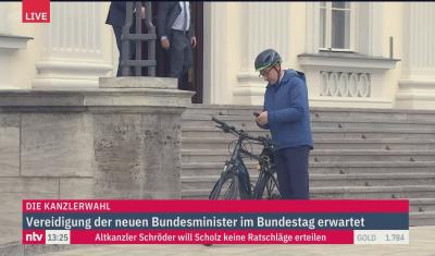 Il ministro con la bicicletta. In Germania c'è
