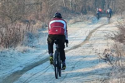 La nostra pedalata tra ghiaccio e fango alla Gravelness69