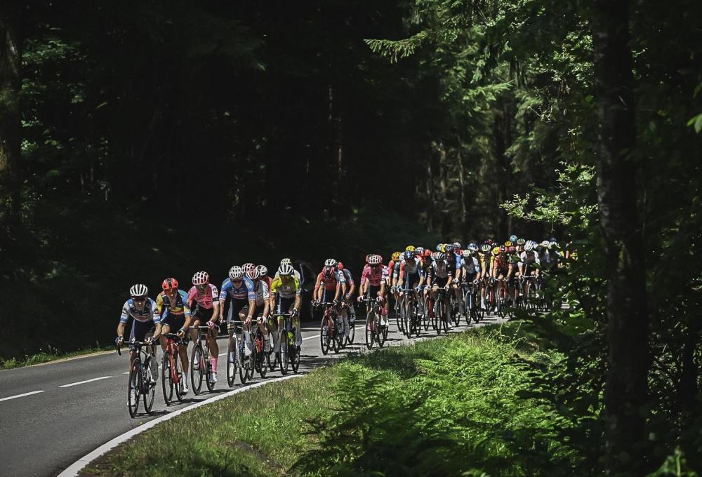 Tour de France 2023: Il Puy de Dôme consacra il canadese Michael Woods