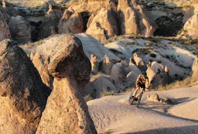 Cappadocia: un paradiso di pietra a misura di gravel